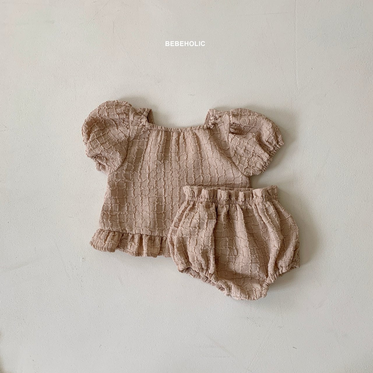 𝐵𝐸𝐵𝐸 𝐻𝑂𝐿𝐼𝐶 Malcha Top Bottom Set