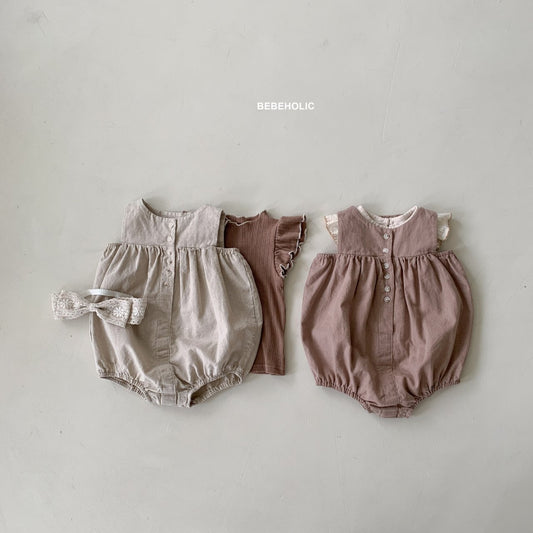 𝐵𝐸𝐵𝐸 𝐻𝑂𝐿𝐼𝐶 Linen Sleeveless Bodysuit