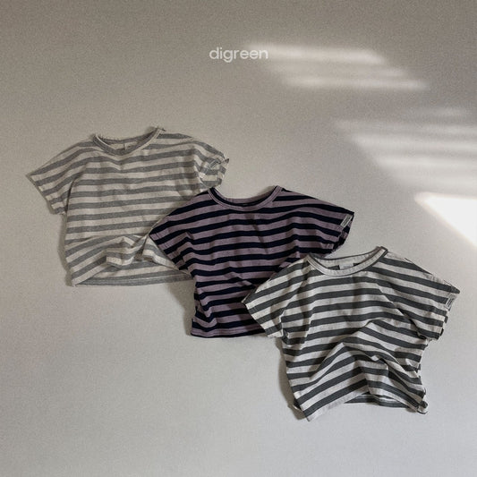 𝔻𝕀𝔾ℝ𝔼𝔼ℕ 𝕂𝕀𝔻𝕊 - Natural Stripes Tee