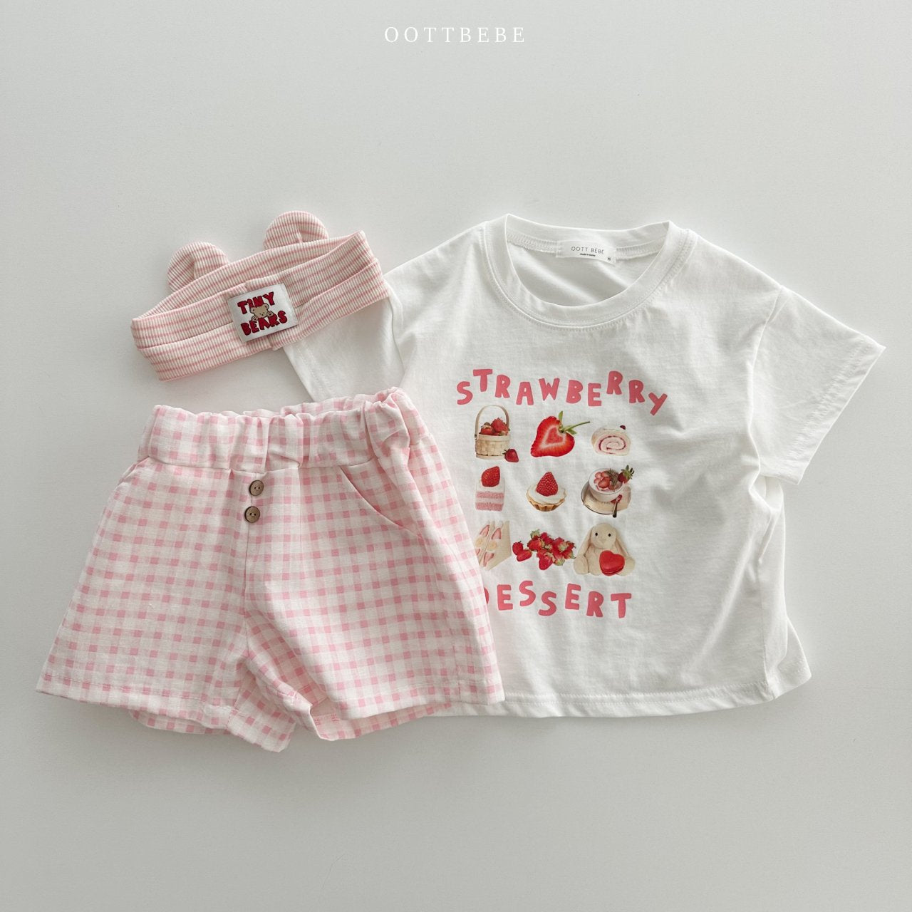 OOTTBEBE Strawberry Croissant Tee